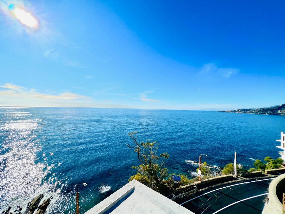 Suite Sunset 22 - Fronte Mare San Remo Exterior foto