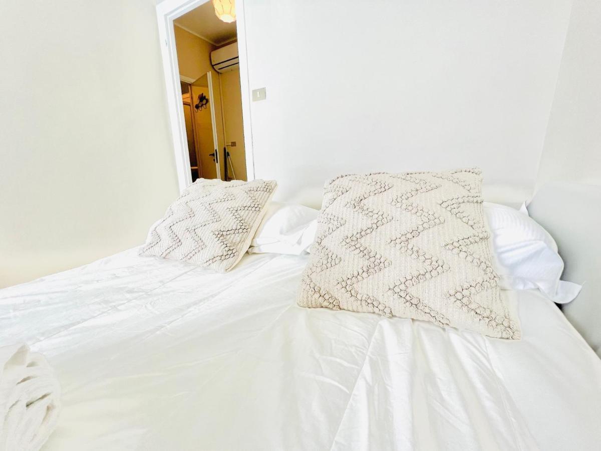 Suite Sunset 22 - Fronte Mare San Remo Exterior foto